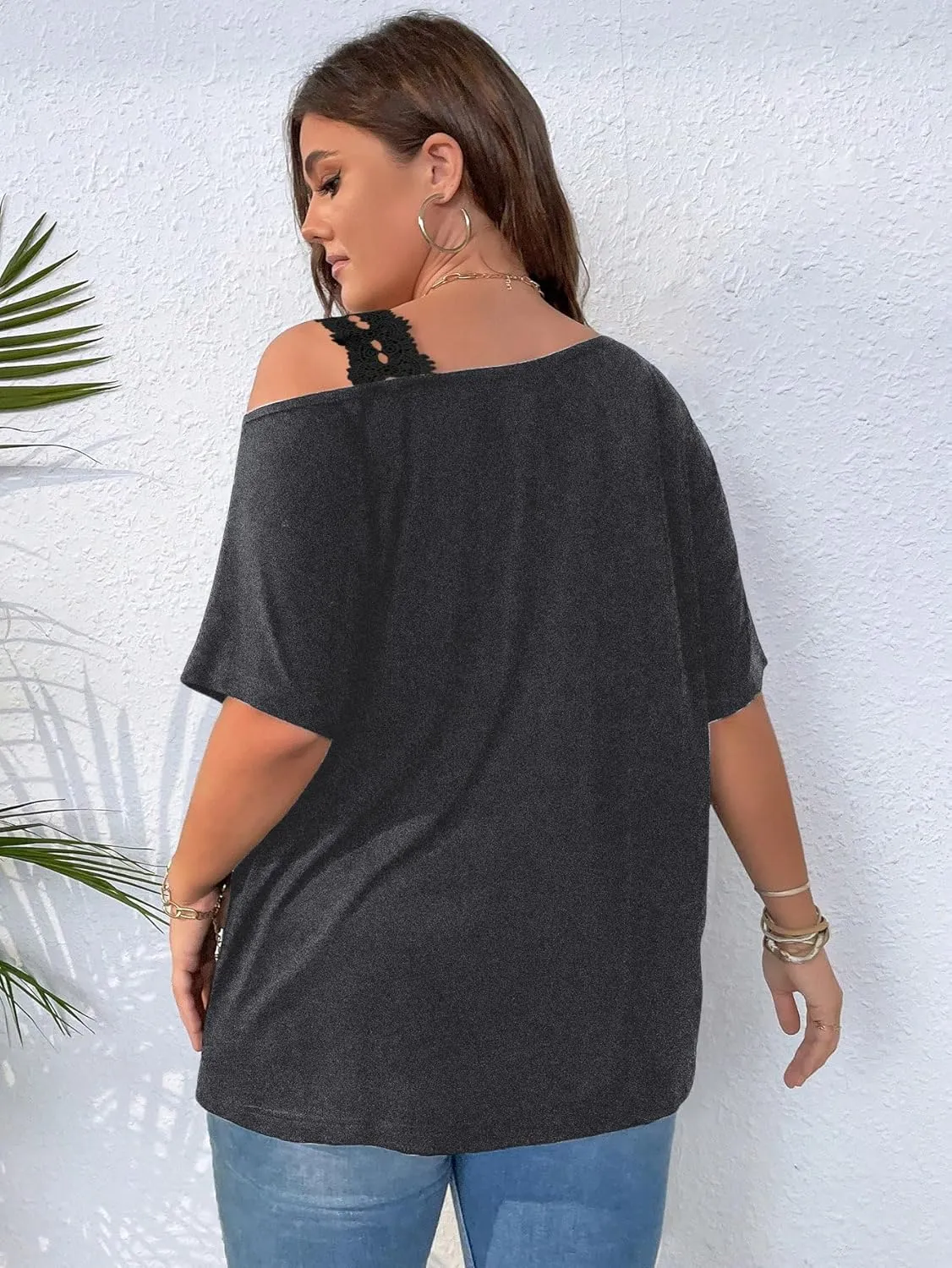 SOLY HUX Women's Plus Size Cold Shoulder Contrast Lace Short Sleeve Tee T Shirt Summer Tops