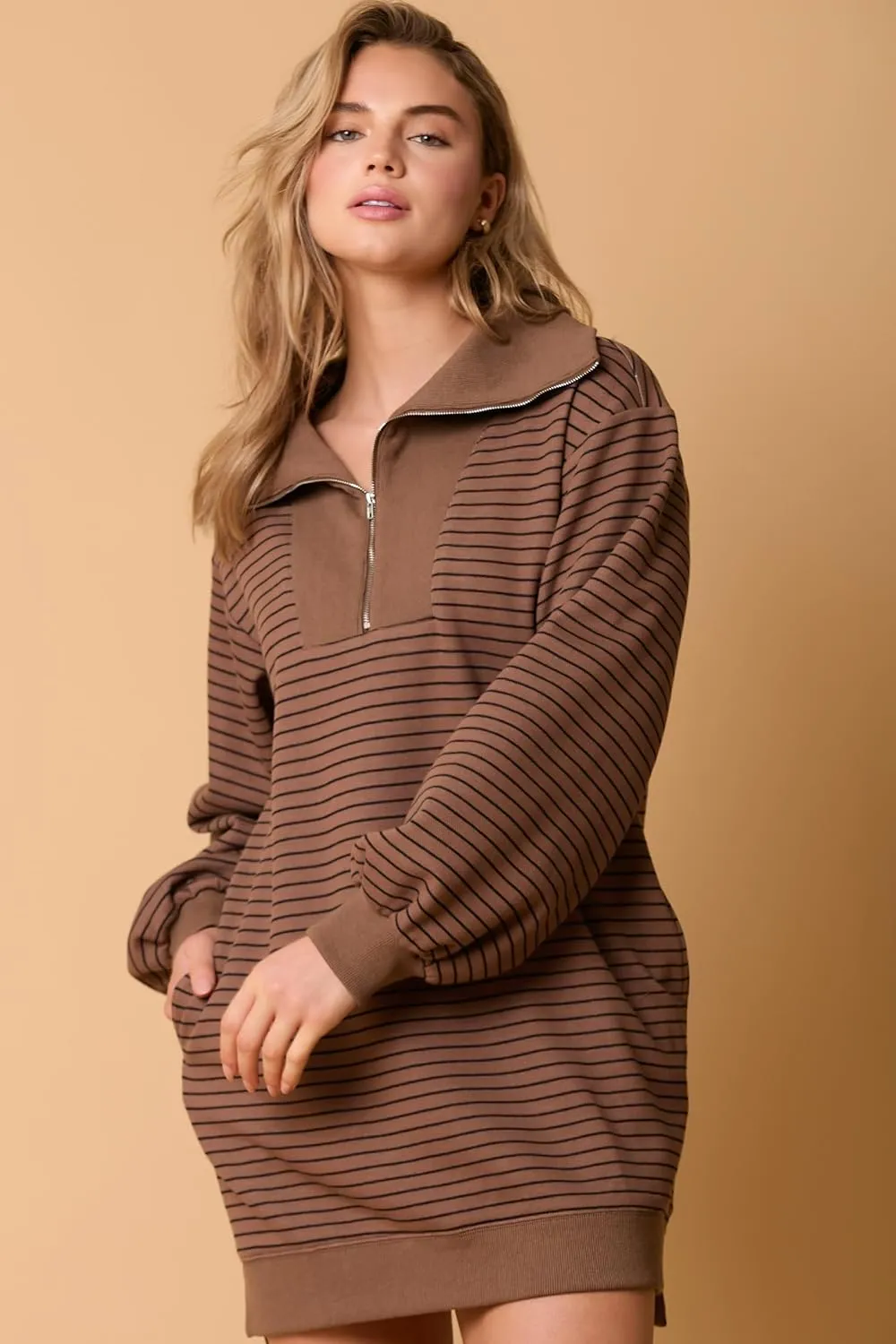 utcoco Women's Striped Oversized Sweatshirt Dress 1/4 Zip Long Sleeve Hoodie Pullover Mini Dress Fall Outfits 2024